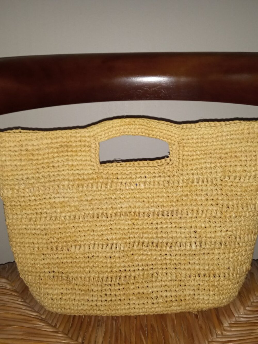 HAT ATTACK Naomi handheld bag ~ Retails $180 ~ raffia straw bag LIKE NEW